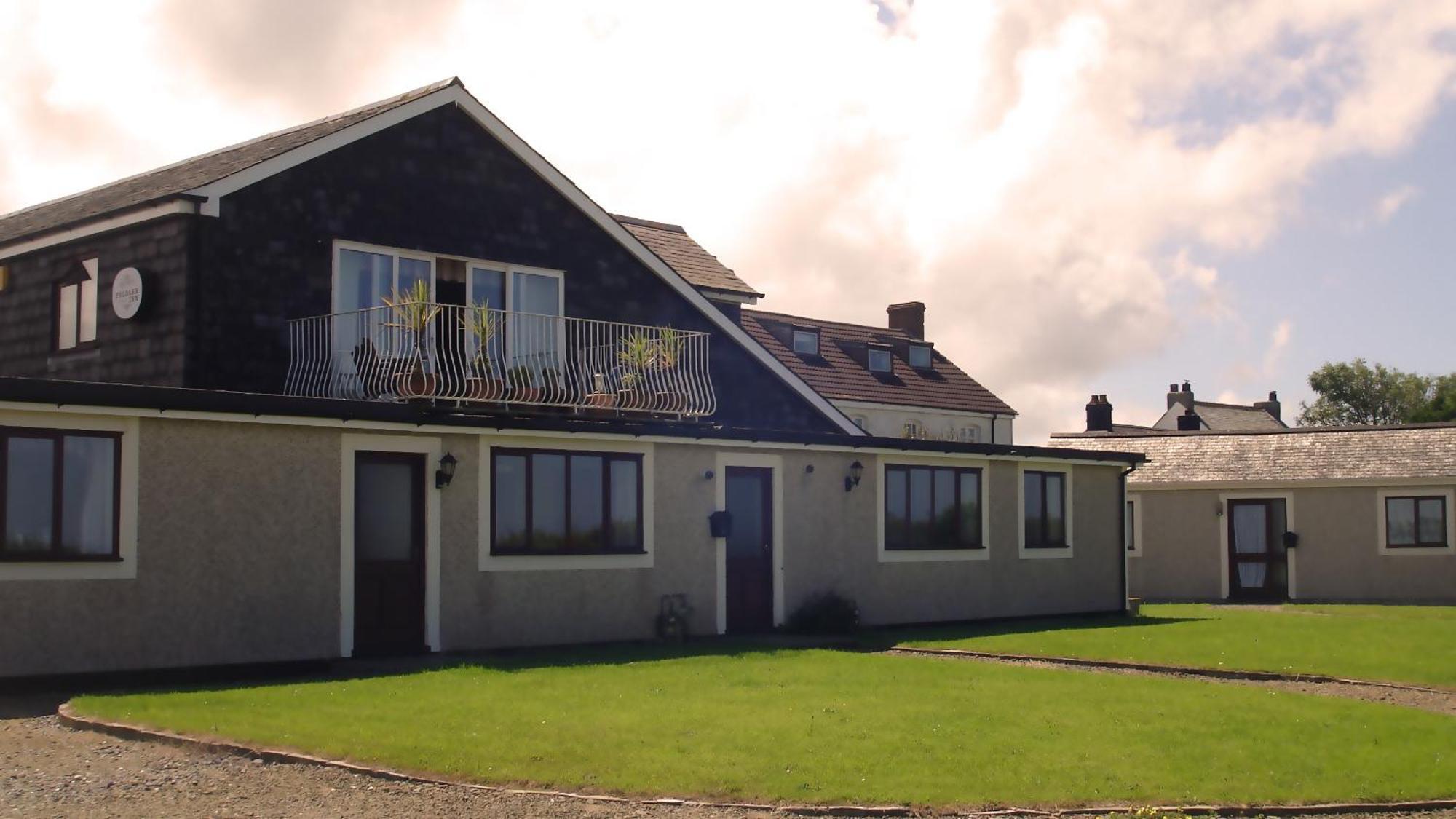 The Poldark Inn Delabole Bagian luar foto